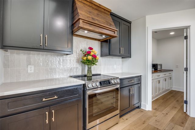 200 Kennedi Drive, Whitesboro, TX 76273