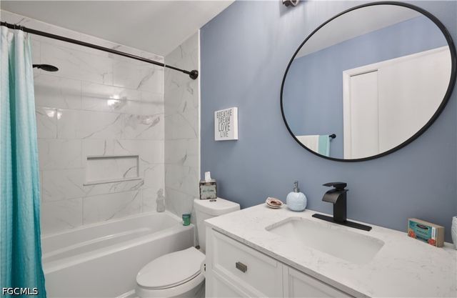 8171 S Woods CIR 8, Fort Myers, FL 33919