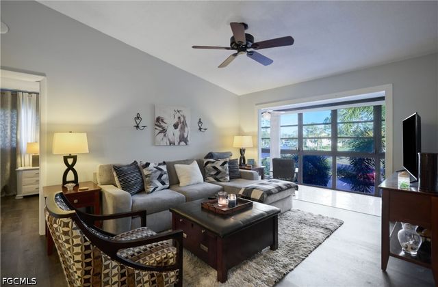 8171 S Woods CIR 8, Fort Myers, FL 33919