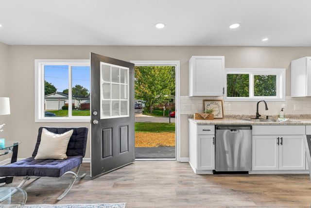 2214 Kosta Street, Burton, MI 48529