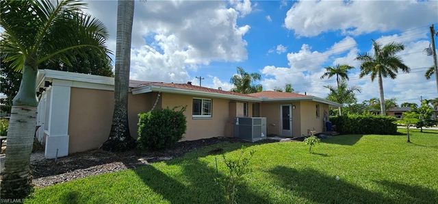 1802 Lakeview BLVD, North Fort Myers, FL 33903