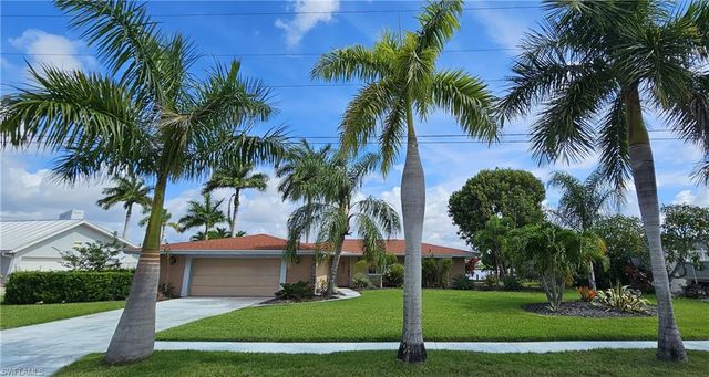 1802 Lakeview BLVD, North Fort Myers, FL 33903