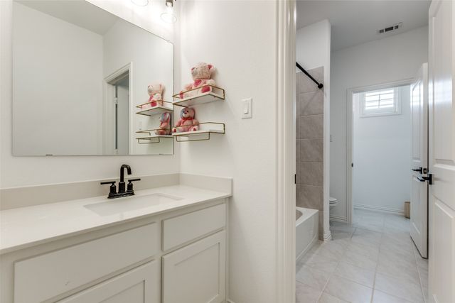 8220 Bethpage Drive, Mckinney, TX 75070