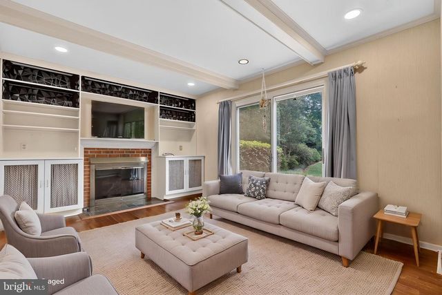 8912 N WESTLAND DR, Gaithersburg, MD 20877
