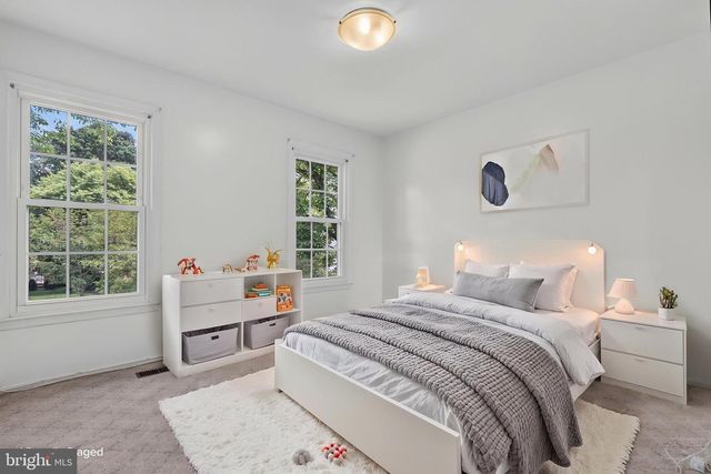 8912 N WESTLAND DR, Gaithersburg, MD 20877