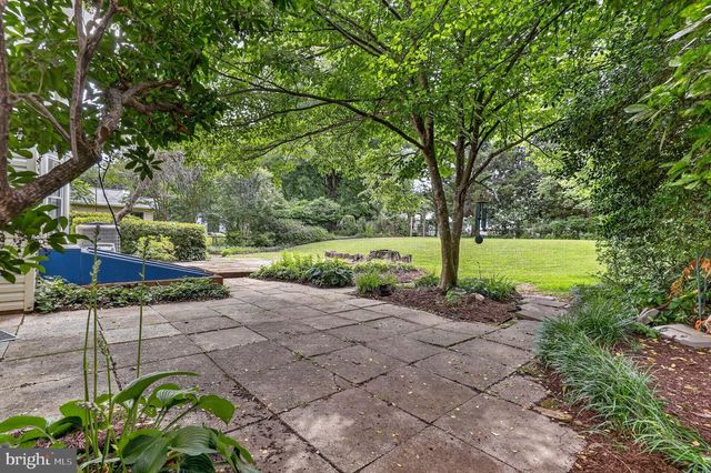8912 N WESTLAND DR, Gaithersburg, MD 20877