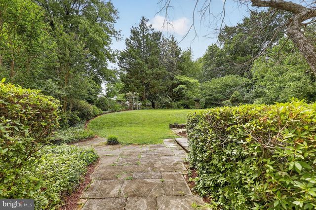 8912 N WESTLAND DR, Gaithersburg, MD 20877