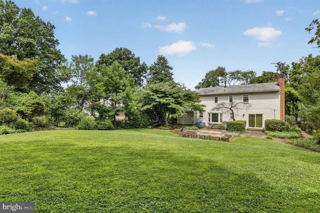 8912 N WESTLAND DR, Gaithersburg, MD 20877