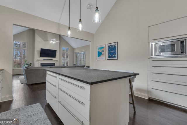 105 Honeysuckle Lane, Peachtree City, GA 30269