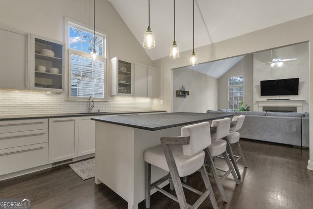 105 Honeysuckle Lane, Peachtree City, GA 30269