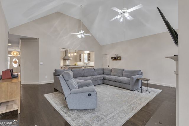 105 Honeysuckle Lane, Peachtree City, GA 30269