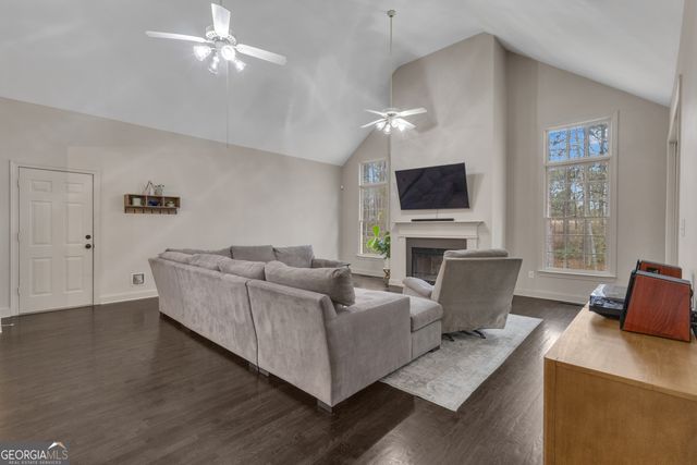 105 Honeysuckle Lane, Peachtree City, GA 30269