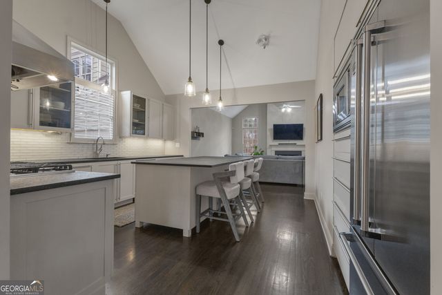 105 Honeysuckle Lane, Peachtree City, GA 30269