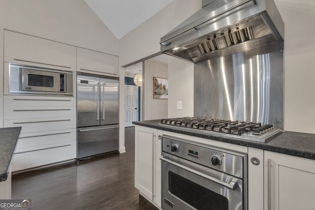 105 Honeysuckle Lane, Peachtree City, GA 30269