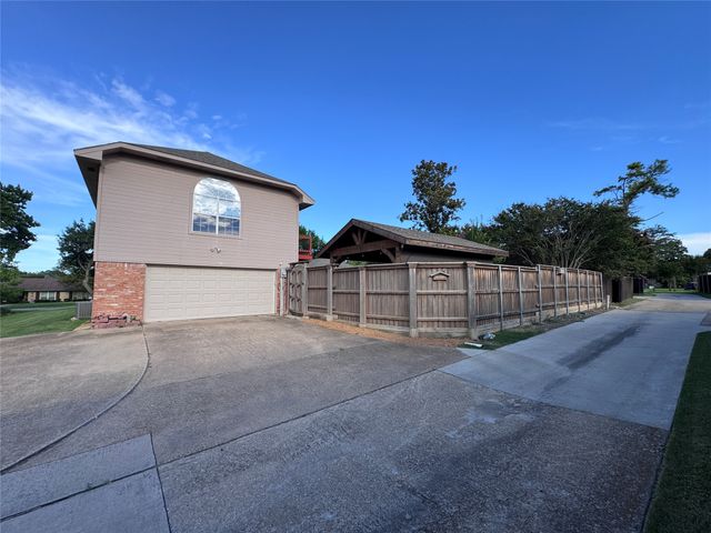 3303 Canyon Creek Drive, Richardson, TX 75080