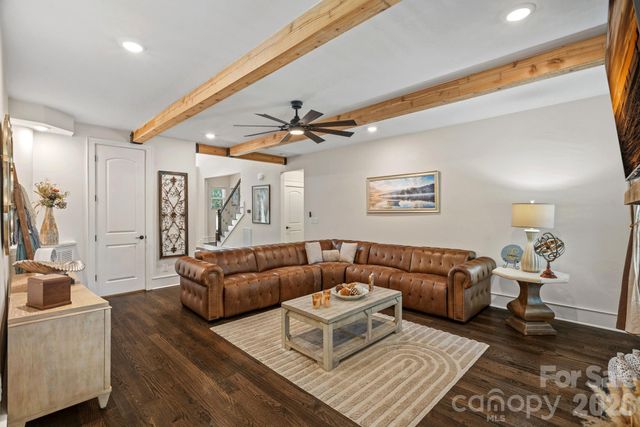 156 Crooked Branch Way, Troutman, NC 28166