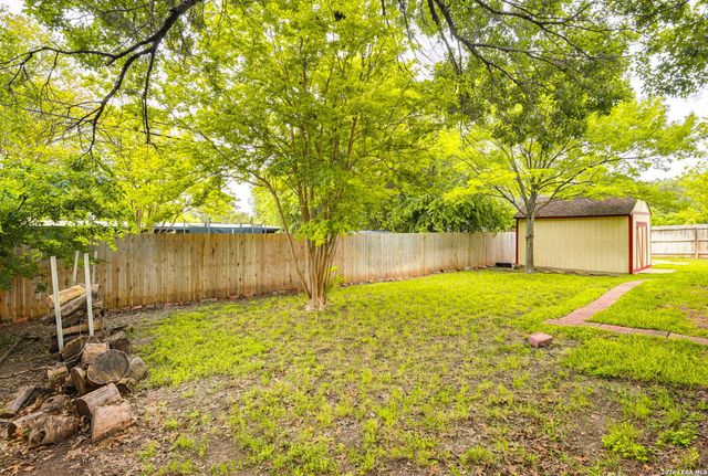 214 SONATA DR, San Antonio, TX 78216