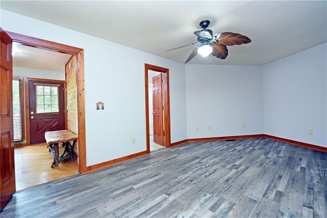 3857 Gumlog Road, Young Harris, GA 30582