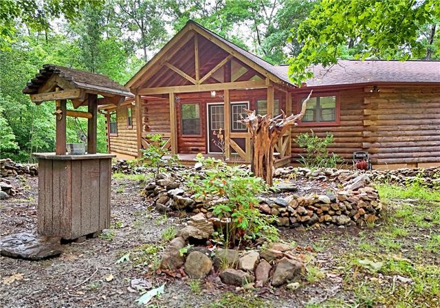 3857 Gumlog Road, Young Harris, GA 30582