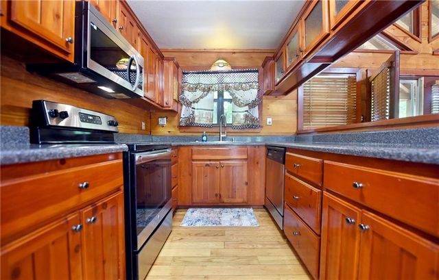 3857 Gumlog Road, Young Harris, GA 30582