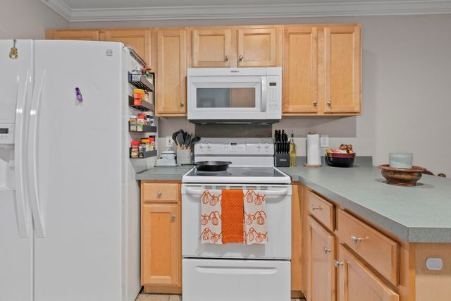 4000 Radcliffe Place Drive I-5, Charleston, SC 29414