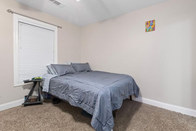 4000 Radcliffe Place Drive I-5, Charleston, SC 29414