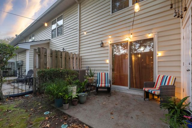 4000 Radcliffe Place Drive I-5, Charleston, SC 29414