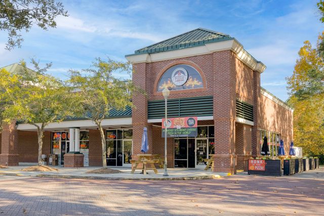 4000 Radcliffe Place Drive I-5, Charleston, SC 29414