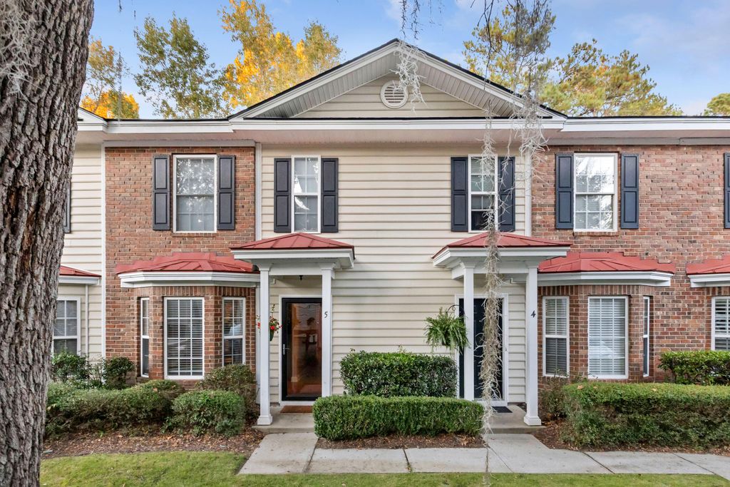 4000 Radcliffe Place Drive I-5, Charleston, SC 29414
