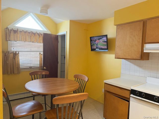 3 Prospect Gardens 3, Spring Valley, NY 10977