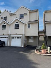 3 Prospect Gardens 3, Spring Valley, NY 10977