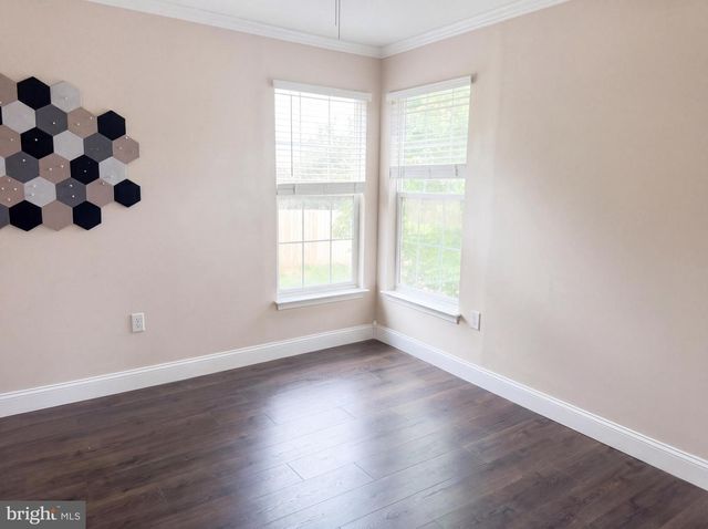 160 ADEN DR, Strasburg, VA 22657