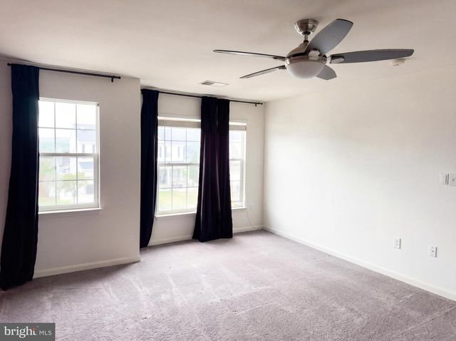 160 ADEN DR, Strasburg, VA 22657