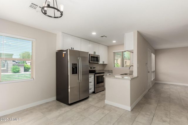 95 N COOPER Road 76, Chandler, AZ 85225