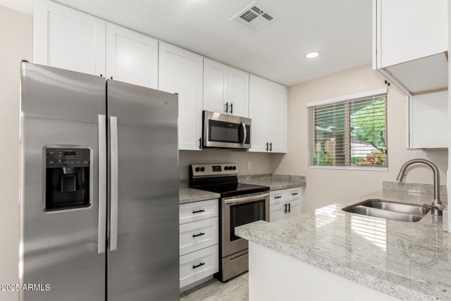 95 N COOPER Road 76, Chandler, AZ 85225