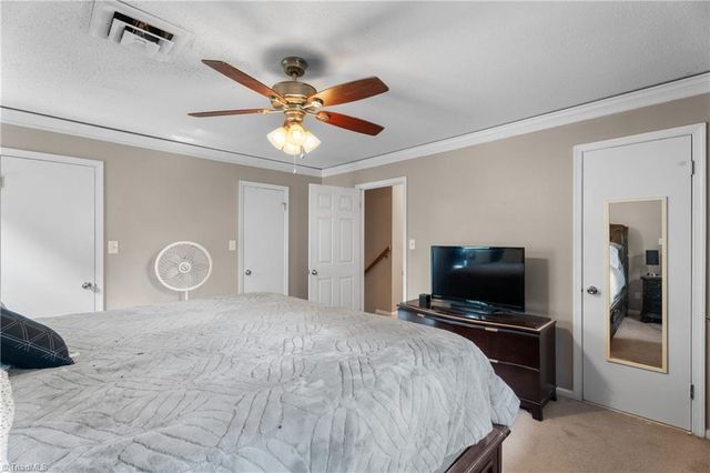 4935 Garden View Drive, Winston-salem, NC 27107