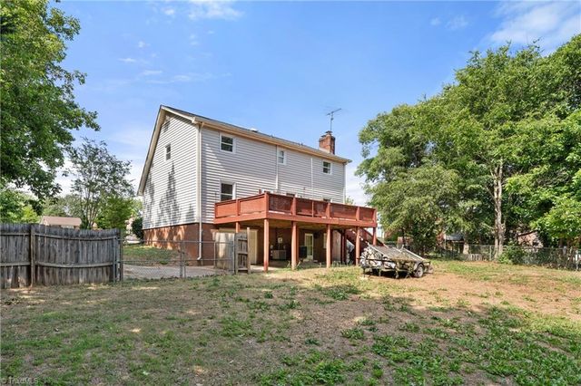 4935 Garden View Drive, Winston-salem, NC 27107