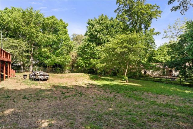 4935 Garden View Drive, Winston-salem, NC 27107