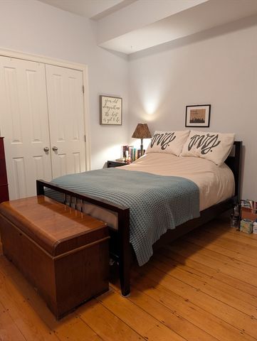 137 Paul Gore Street 1, Boston, MA 02130