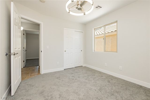 5657 Harbour Pointe Avenue, Las Vegas, NV 89122