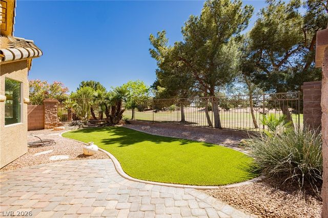 5657 Harbour Pointe Avenue, Las Vegas, NV 89122