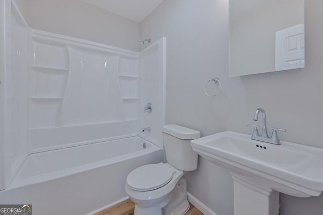 955 Tilden Street NW, Atlanta, GA 30318