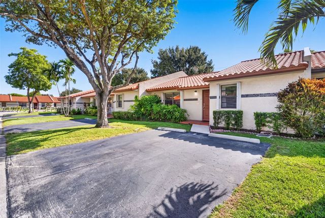 5736 SW 112th Ter, Cooper City, FL 33330