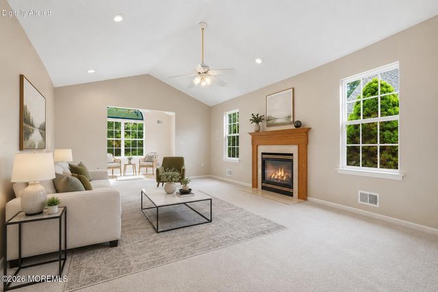 9 Sandhurst Road, Lakewood, NJ 08701
