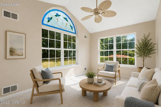 9 Sandhurst Road, Lakewood, NJ 08701