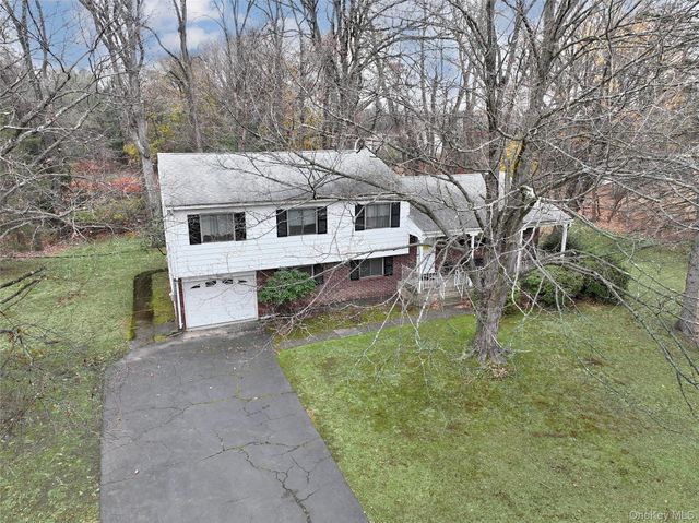 12 Cloverdale Lane, Monsey, NY 10952