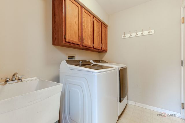 275 Saddle Back Road, Vernon Hills, IL 60061