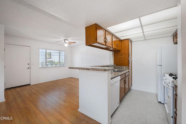 10133 Tujunga Canyon Boulevard 1, Los Angeles, CA 91042