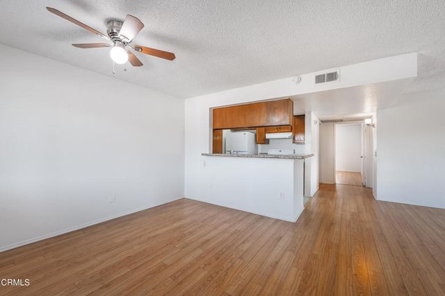 10133 Tujunga Canyon Boulevard 1, Los Angeles, CA 91042