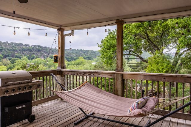 201 Cedar Cliff Loop, Hunt, TX 78024